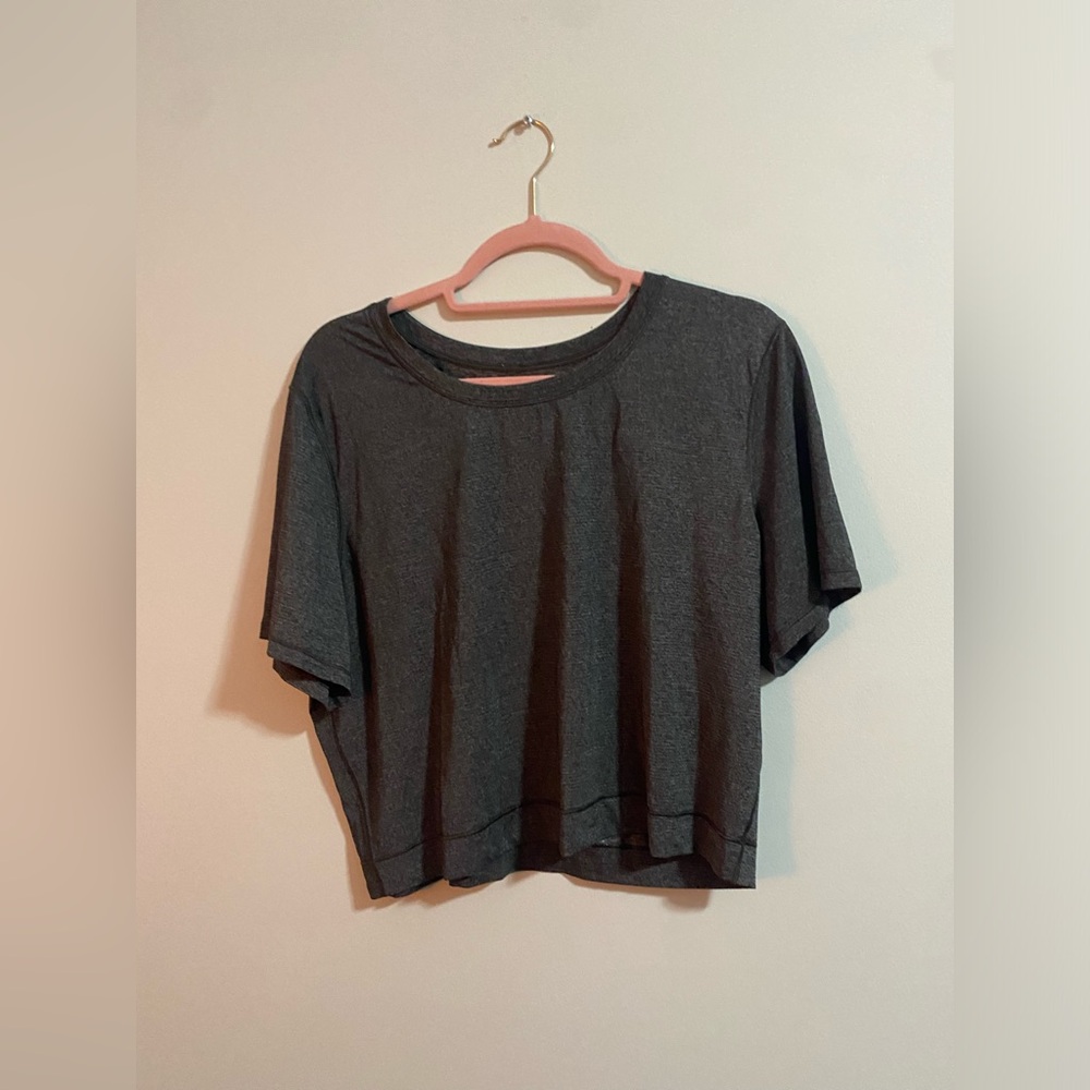lululemon athletica Charcoal Gray Cropped Tee